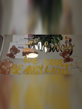 Gold "Oh Baby" & "We Can't Beary Wait" Baby Shower Banner Set